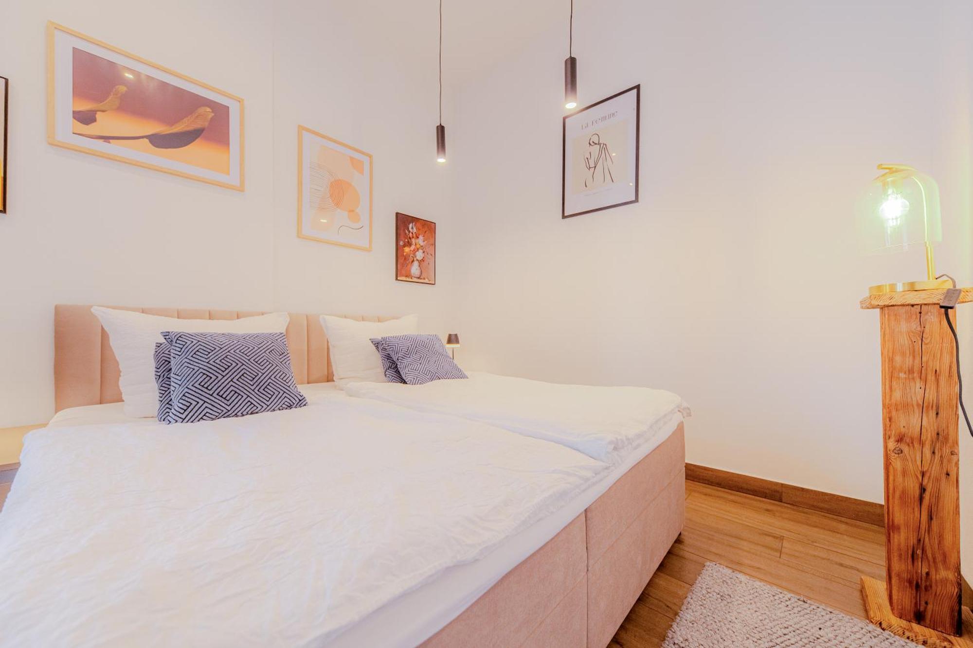 L&C-Elbresidenzen & Suites Am Elberadweg Magdeburg Room photo